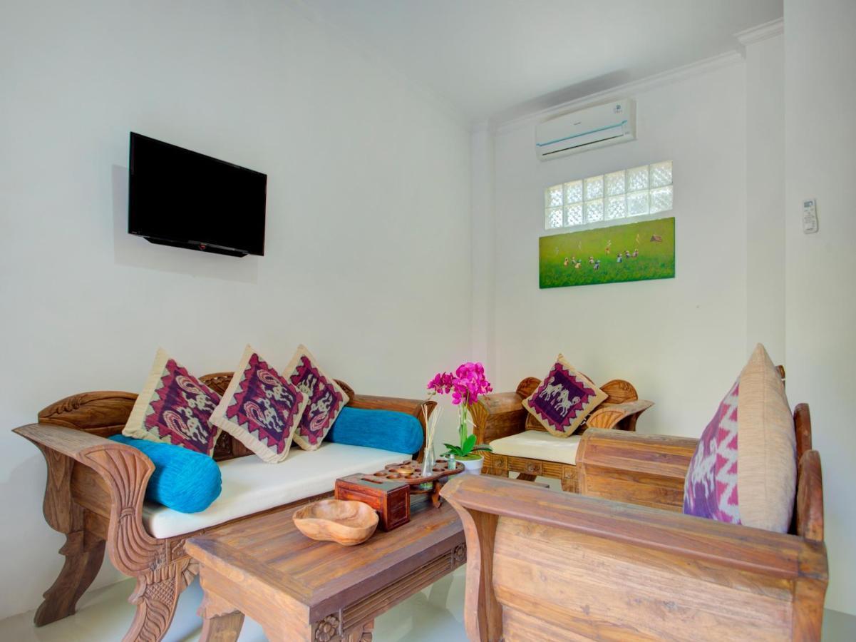 Vivaldi Jimbaran Hotel Buitenkant foto