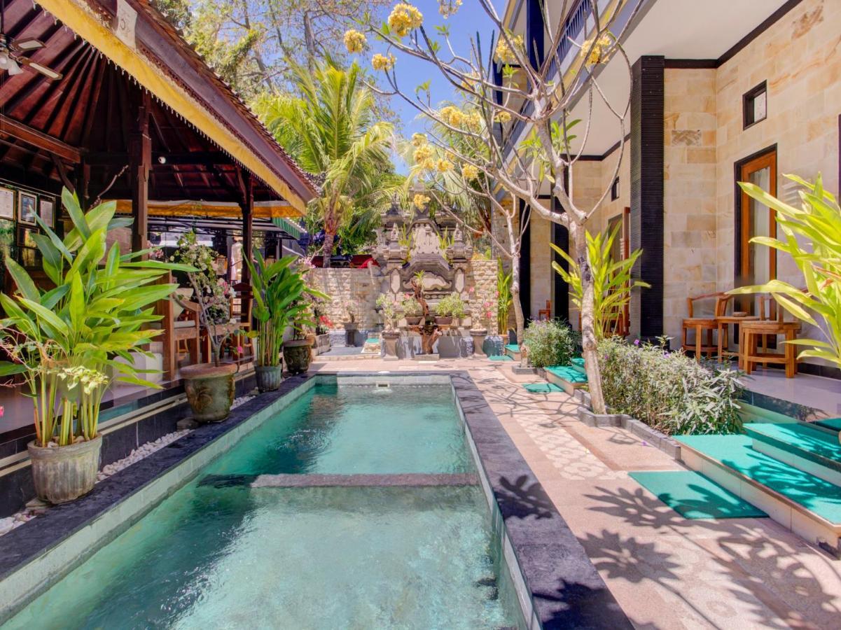 Vivaldi Jimbaran Hotel Buitenkant foto