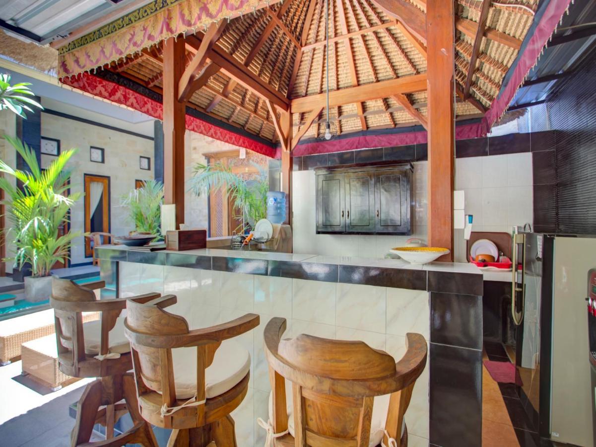 Vivaldi Jimbaran Hotel Buitenkant foto